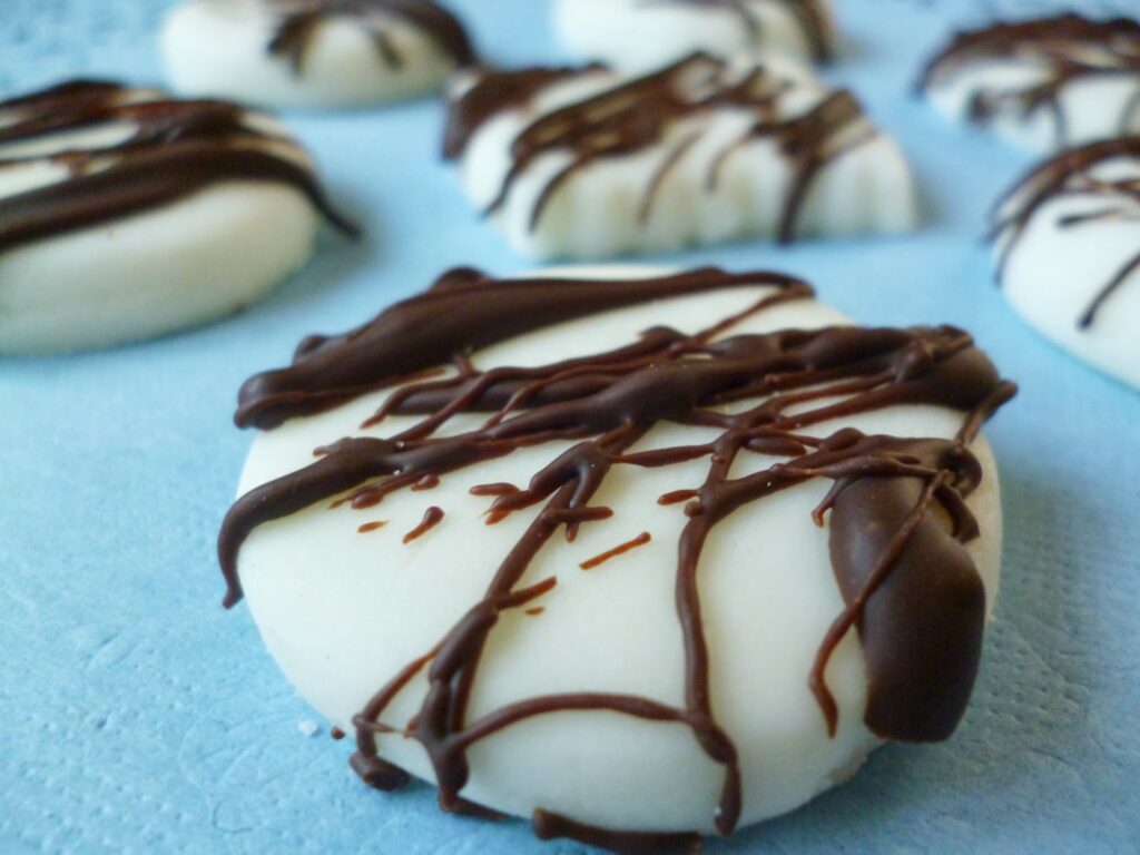 Easy Peppermint Creams Recipe