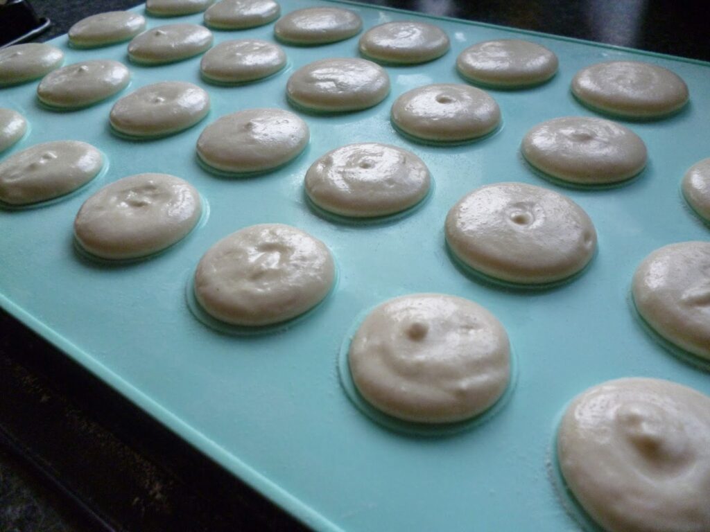 macaroons vanilla recipe afternoon tea macaroon mat baking essential macaroons vanilla recipe afternoon tea macaroon mat baking essential