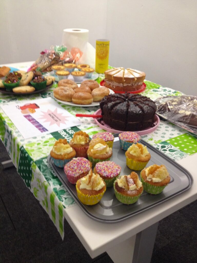 Cakes for Macmillan CAkes for Macmillan