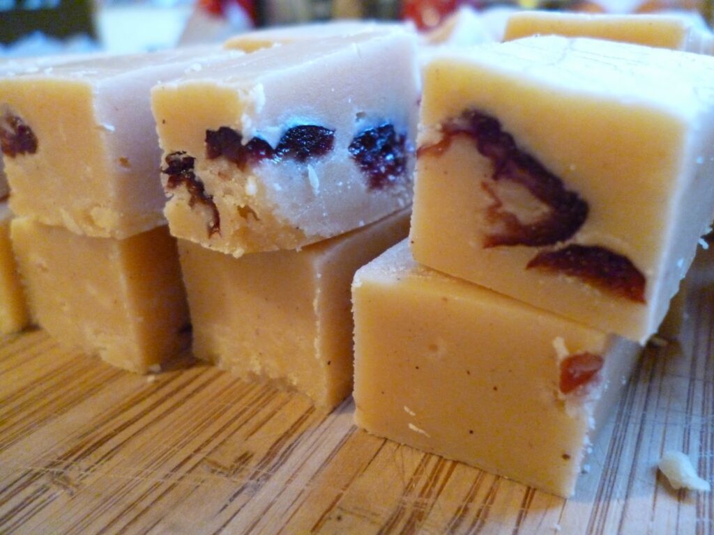 Easy Christmas Fudge Recipe Easy Christmas Cranberry Fudge Recipe Condensed Milk