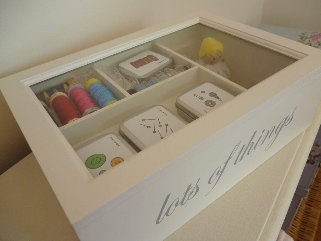 Lots of things storage box Lots of things storage box