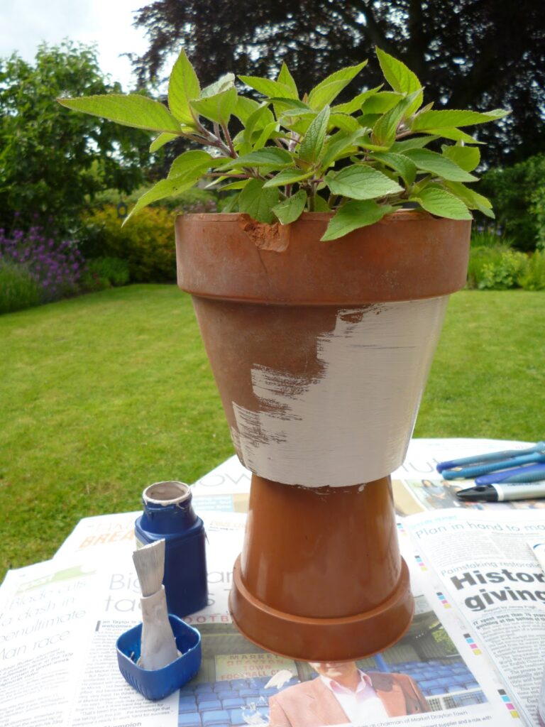 Painting your plant pot Painting your plant pot