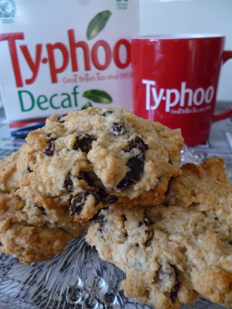 Recipe Tea and Raisin Spiced Buns Recipe Tea and Raisin Spiced Buns