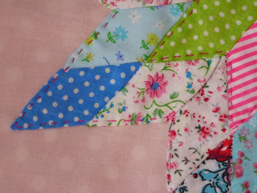 Sewing patchwork star art Mollie Makes issue65 tutorial video Sewing patchwork star art Mollie Makes issue65 tutorial video