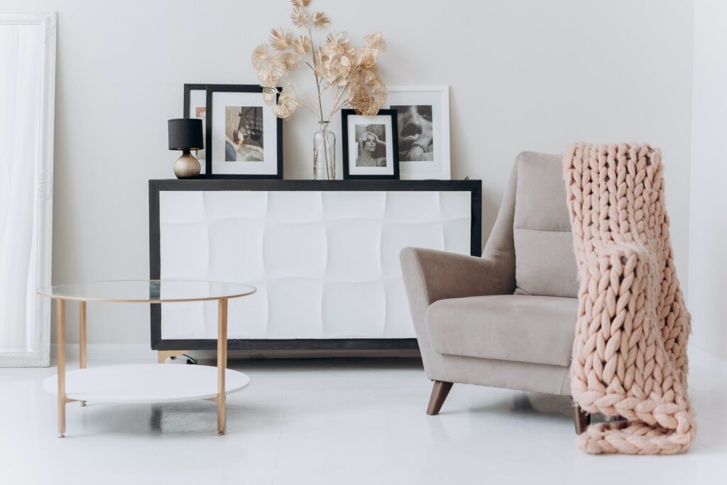 7 Ways to Make Your Home's Interior More Warm and Welcoming