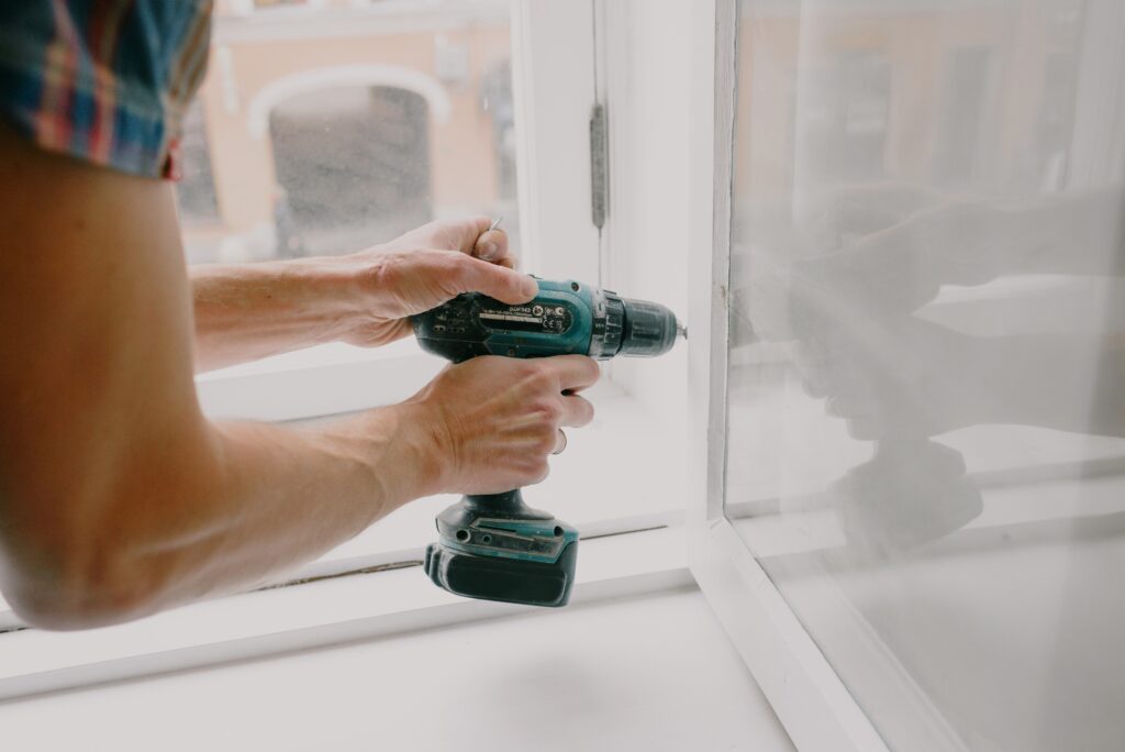 6 Quick Maintenance Tricks for a Secure Home